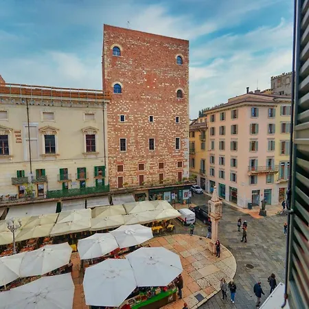 Apartmentsarena - Mercatorum - Piazza Erbe