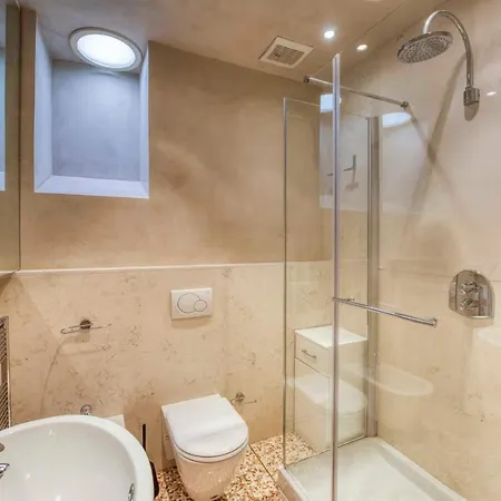 Apartmentsarena - Mercatorum - Piazza Erbe Apartment Verona