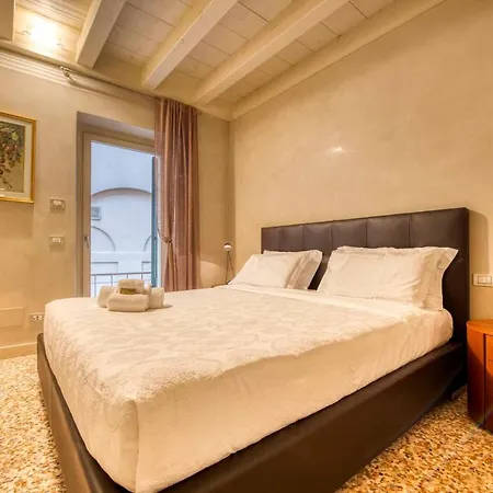 Apartmentsarena - Mercatorum - Piazza Erbe *